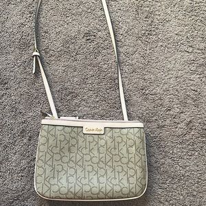 CALVIN KLEIN pink & brown crossbody ✨💕